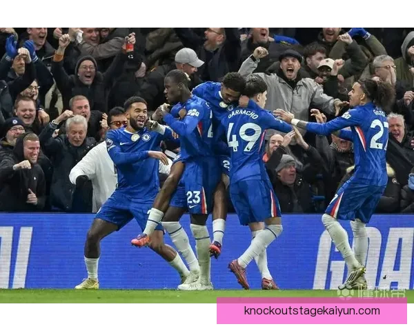 英超红白军团状态回暖，近期表现值得关注